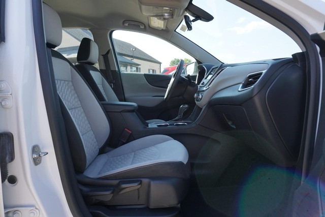 2019 Chevrolet Equinox LS image 26