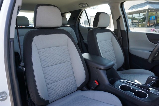 2019 Chevrolet Equinox LS image 27