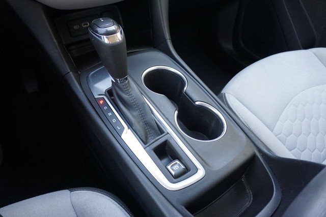 2019 Chevrolet Equinox LS image 39