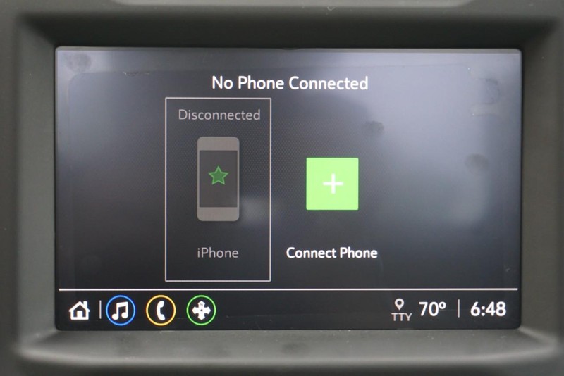 Chevrolet Silverado 1500 Vehicle Full-screen Gallery Image 36