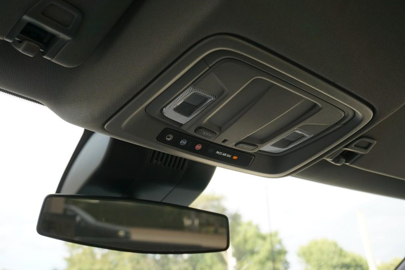 Chevrolet Silverado 1500 Vehicle Full-screen Gallery Image 39