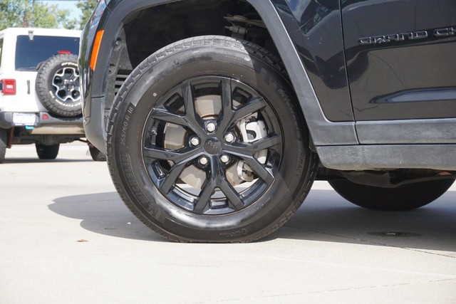 2024 Jeep Grand Cherokee L Altitude image 14