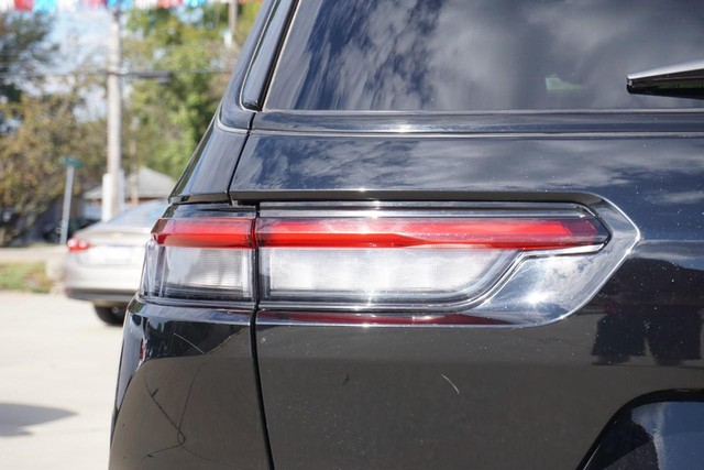 2024 Jeep Grand Cherokee L Altitude image 16