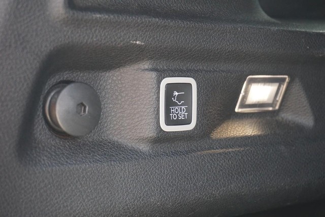 2024 Jeep Grand Cherokee L Altitude image 21