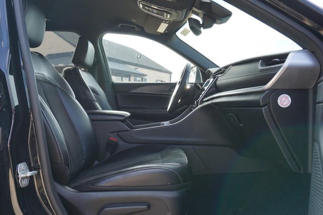 2024 Jeep Grand Cherokee L Altitude image 31