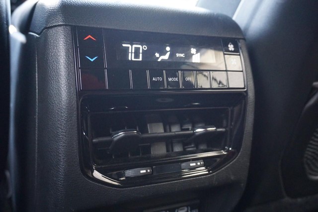 2024 Jeep Grand Cherokee L Altitude image 36