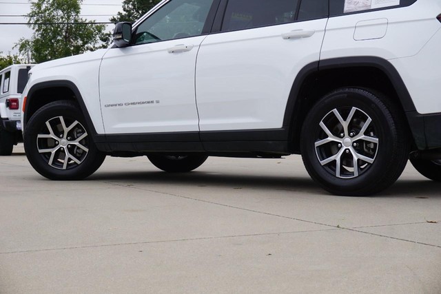 2024 Jeep Grand Cherokee L Limited image 13
