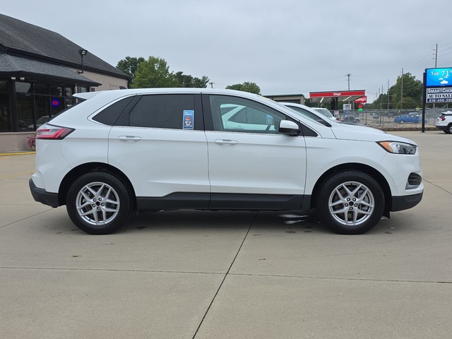 2024 Ford Edge SEL AWD image 02