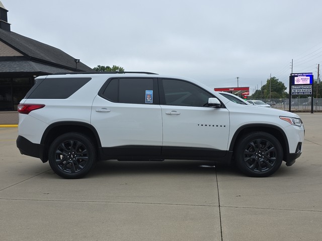 2021 Chevrolet Traverse RS image 02