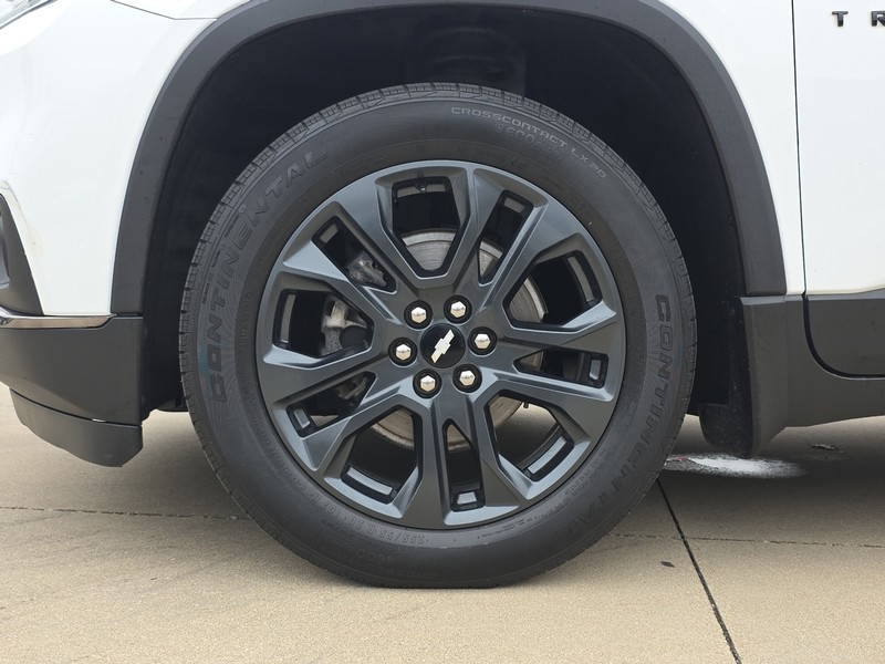 Chevrolet Traverse Vehicle Full-screen Gallery Image 18