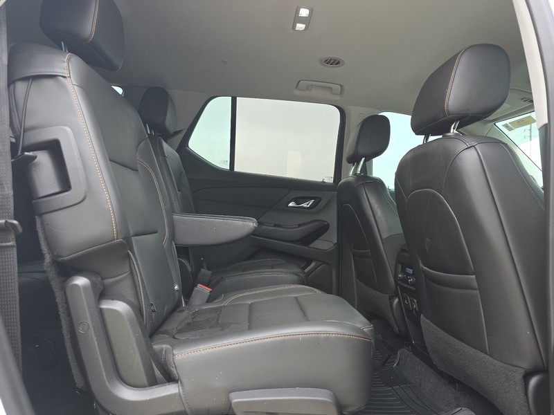 Chevrolet Traverse Vehicle Full-screen Gallery Image 22
