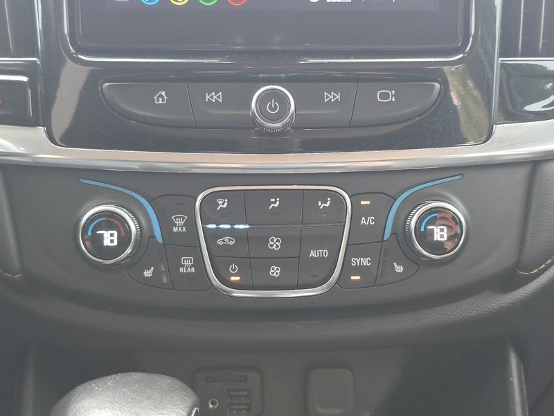 Chevrolet Traverse Vehicle Full-screen Gallery Image 32