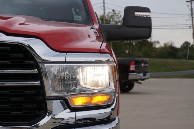 2024 Ram 2500 Big Horn Crew Cab  4WD image 10