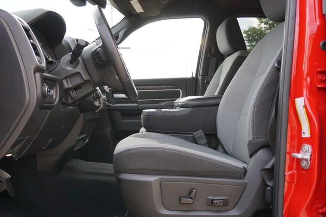 2024 Ram 2500 Big Horn Crew Cab  4WD image 22