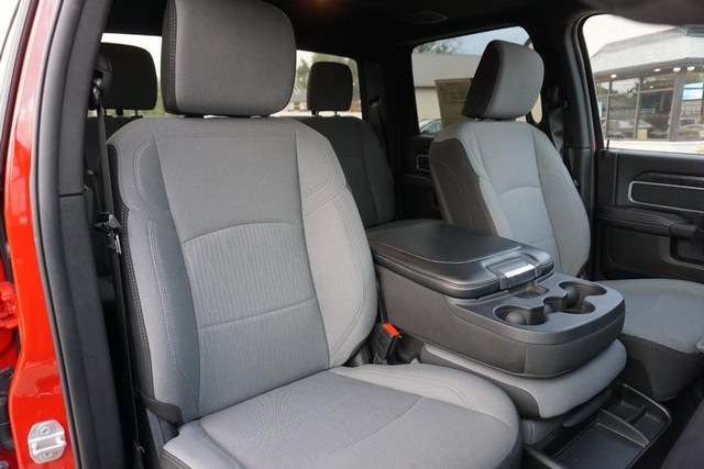 2024 Ram 2500 Big Horn Crew Cab  4WD image 30