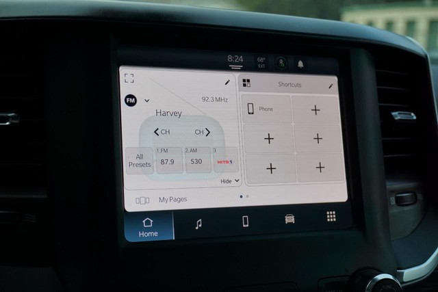 2024 Ram 2500 Big Horn Crew Cab  4WD image 39