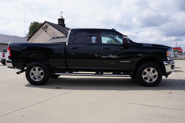 2024 Ram 2500 Big Horn Crew Cab 4WD image 02