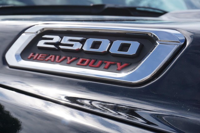 2024 Ram 2500 Big Horn Crew Cab 4WD image 12