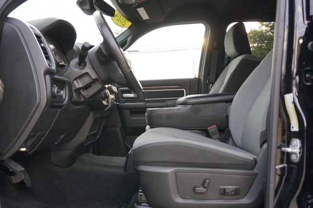 2024 Ram 2500 Big Horn Crew Cab 4WD image 24