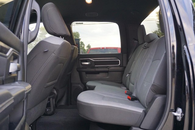 2024 Ram 2500 Big Horn Crew Cab 4WD image 27