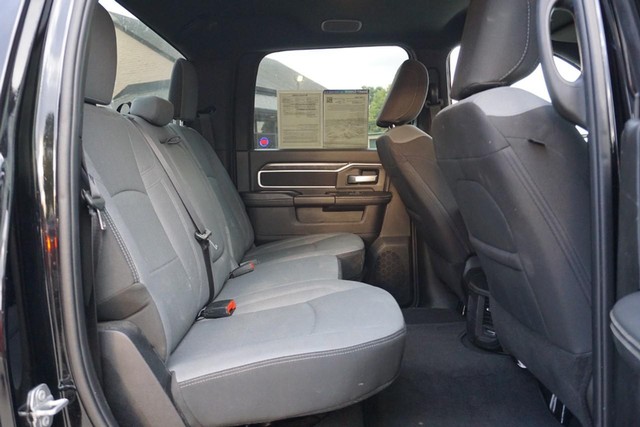 2024 Ram 2500 Big Horn Crew Cab 4WD image 29