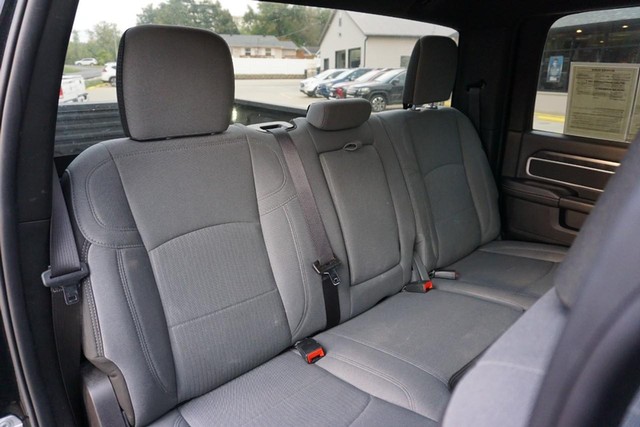 2024 Ram 2500 Big Horn Crew Cab 4WD image 30