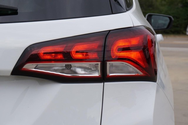 2023 Chevrolet Equinox LT FWD image 18