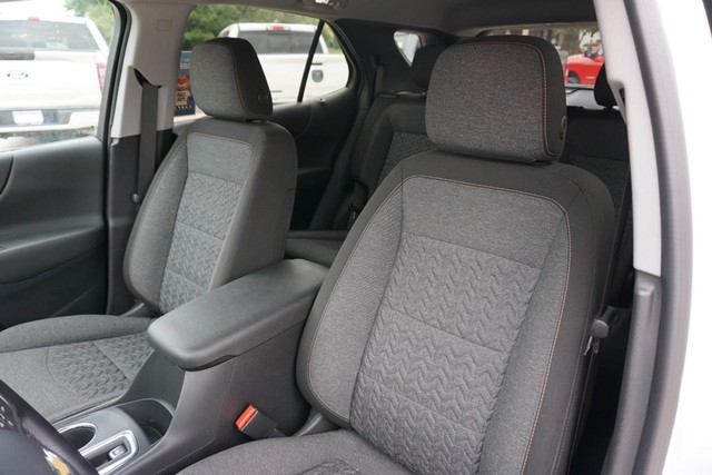 2023 Chevrolet Equinox LT FWD image 24