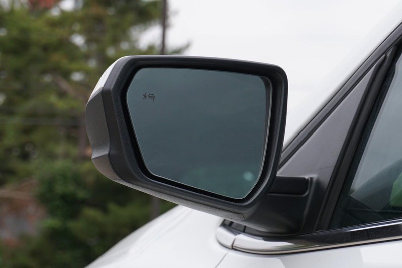 Chevrolet Equinox Vehicle Full-screen Gallery Image 15