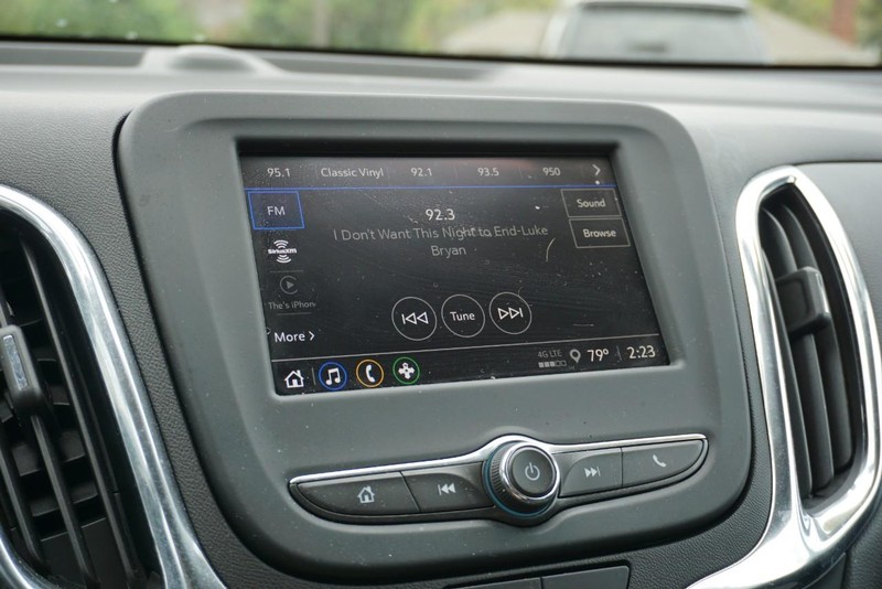 Chevrolet Equinox Vehicle Full-screen Gallery Image 39