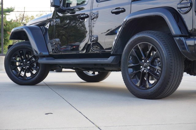 2023 Jeep Wrangler High Altitude image 14