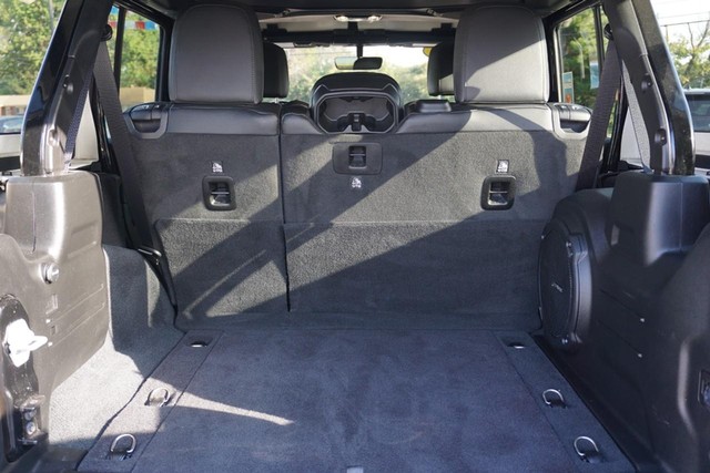 2023 Jeep Wrangler High Altitude image 21