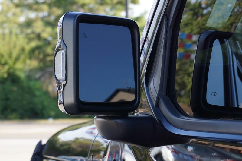 Jeep Wrangler Vehicle Full-screen Gallery Image 17