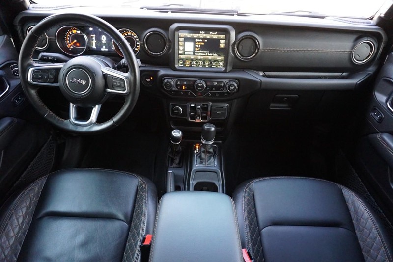 Jeep Wrangler Vehicle Full-screen Gallery Image 31