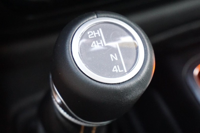 Jeep Wrangler Vehicle Full-screen Gallery Image 43