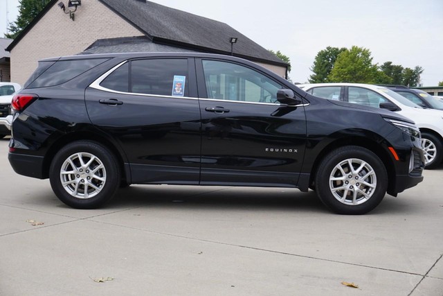 2023 Chevrolet Equinox LT AWD image 02