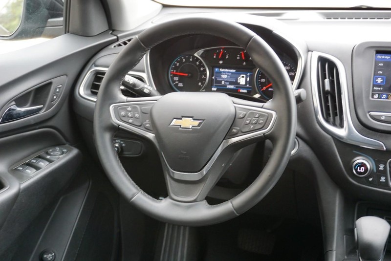 Chevrolet Equinox Vehicle Full-screen Gallery Image 33