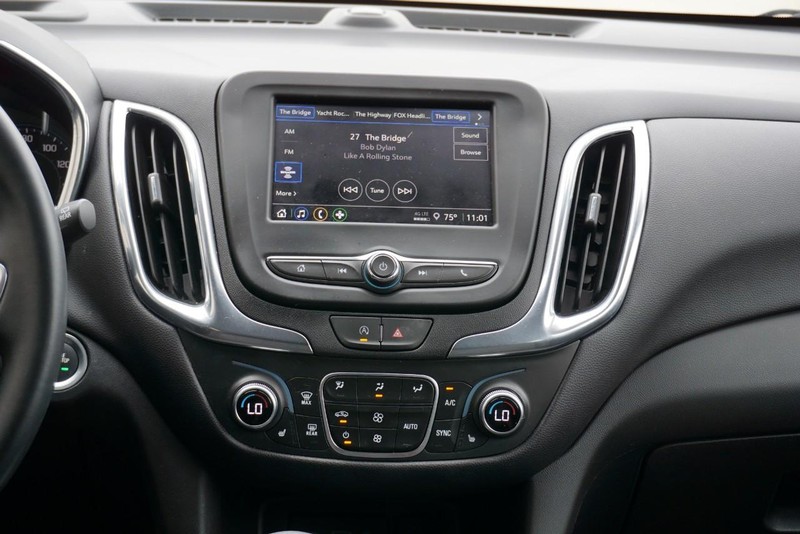 Chevrolet Equinox Vehicle Full-screen Gallery Image 34