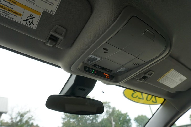 Chevrolet Equinox Vehicle Full-screen Gallery Image 48