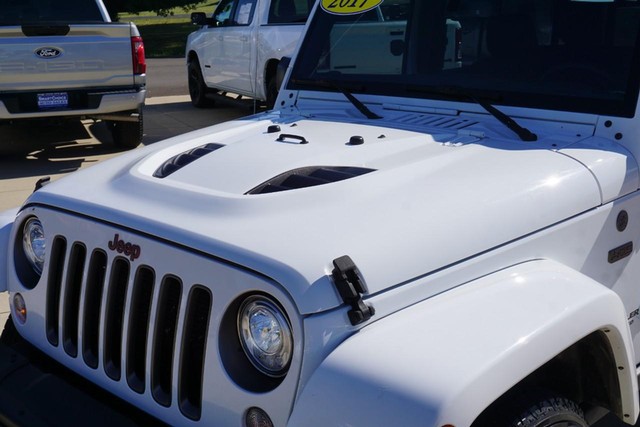 2017 Jeep Wrangler Unlimited 75th Anniversary image 12