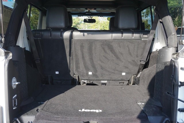 2017 Jeep Wrangler Unlimited 75th Anniversary image 26