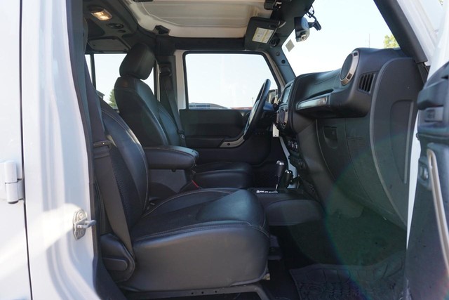 2017 Jeep Wrangler Unlimited 75th Anniversary image 29