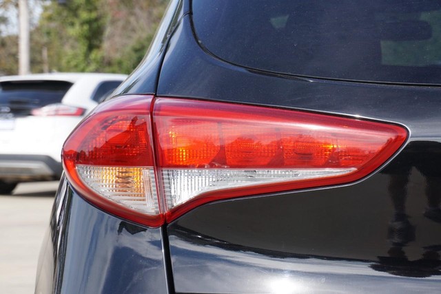 2016 Hyundai Tucson Sport AWD image 16