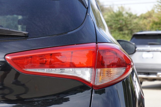 2016 Hyundai Tucson Sport AWD image 17