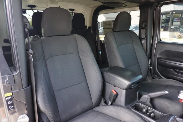 2021 Jeep Wrangler Willys Sport image 21