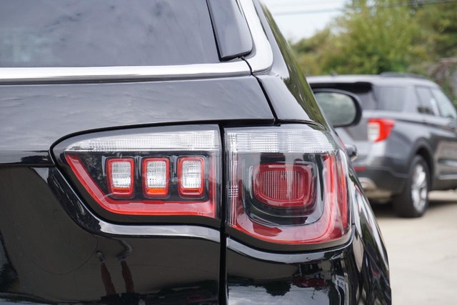 2022 Jeep Compass 4WD Limited image 19