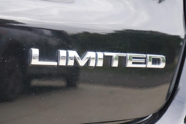 2022 Jeep Compass 4WD Limited image 21