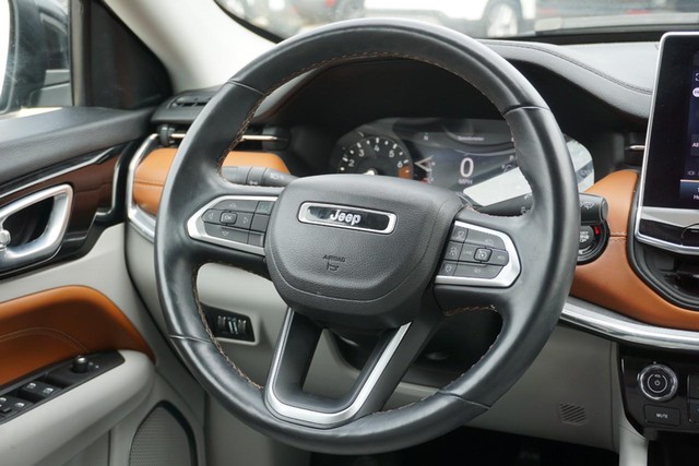 2022 Jeep Compass 4WD Limited image 33
