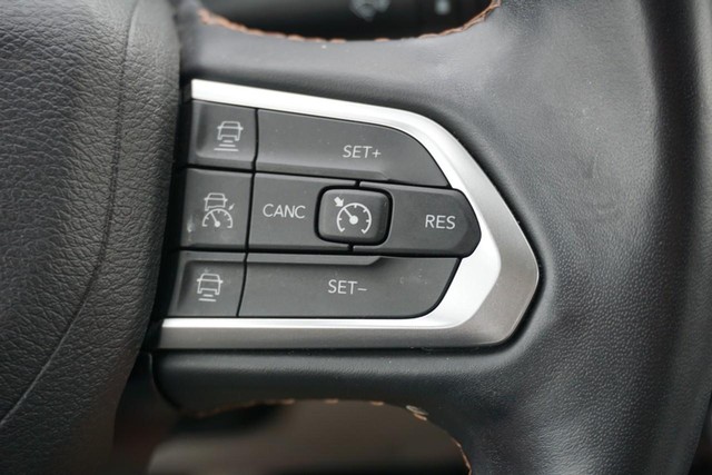 2022 Jeep Compass 4WD Limited image 37