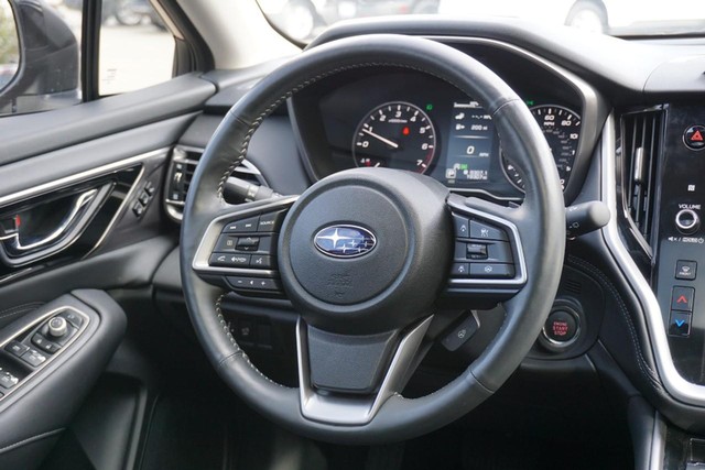 2024 Subaru Outback Touring XT image 32